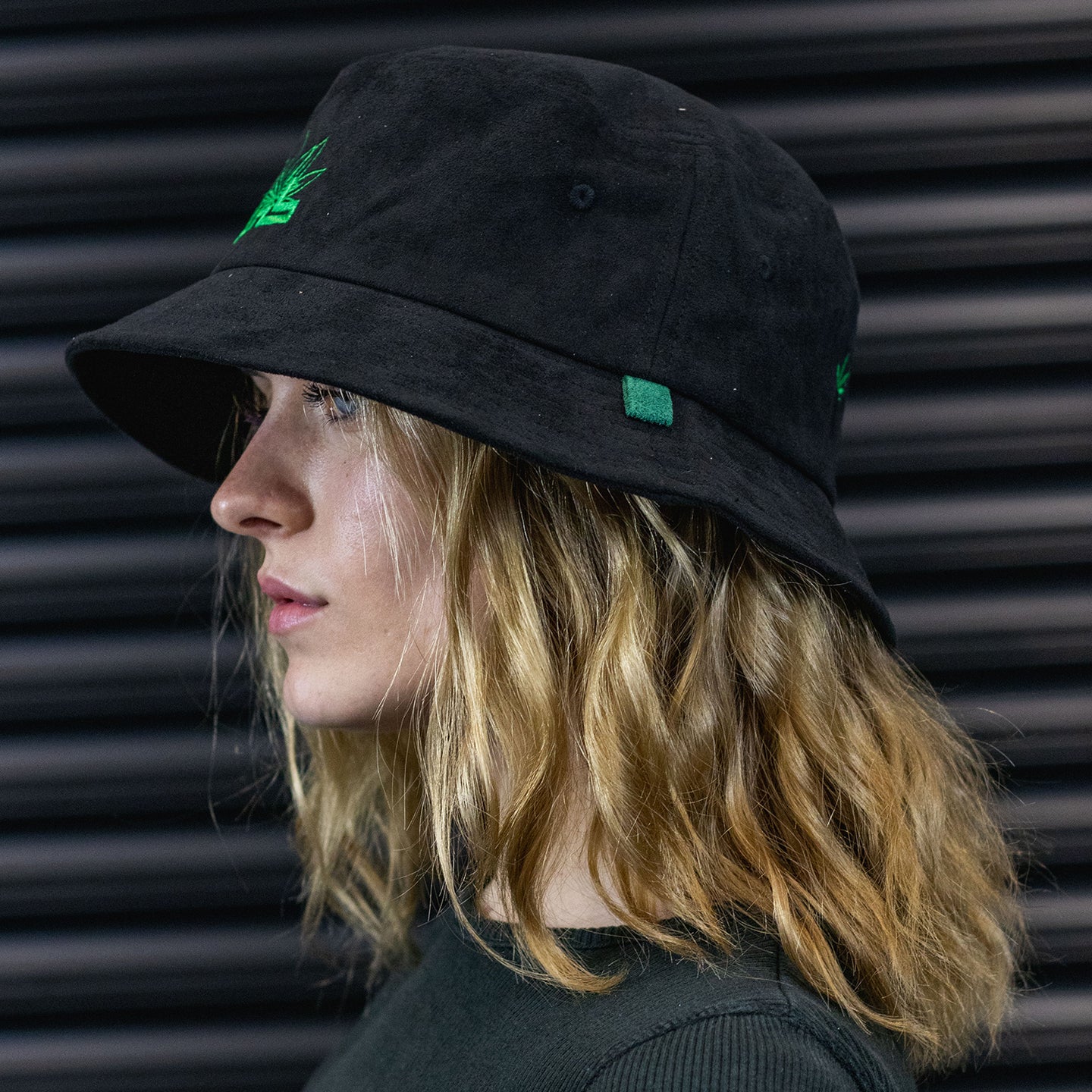 Suede Bucket Hat - Amsterdam