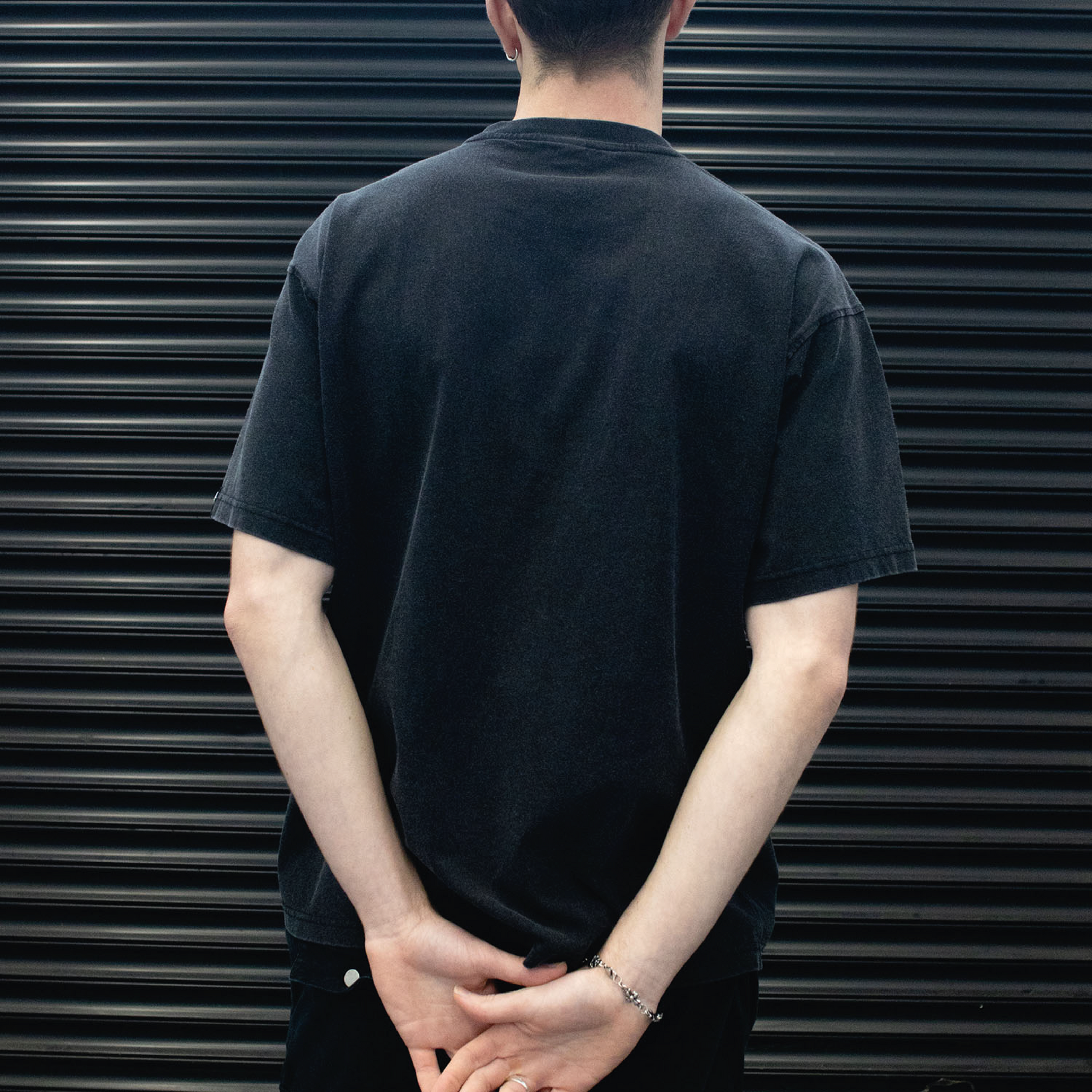 DNBA ROUNDED TEE - BLACK