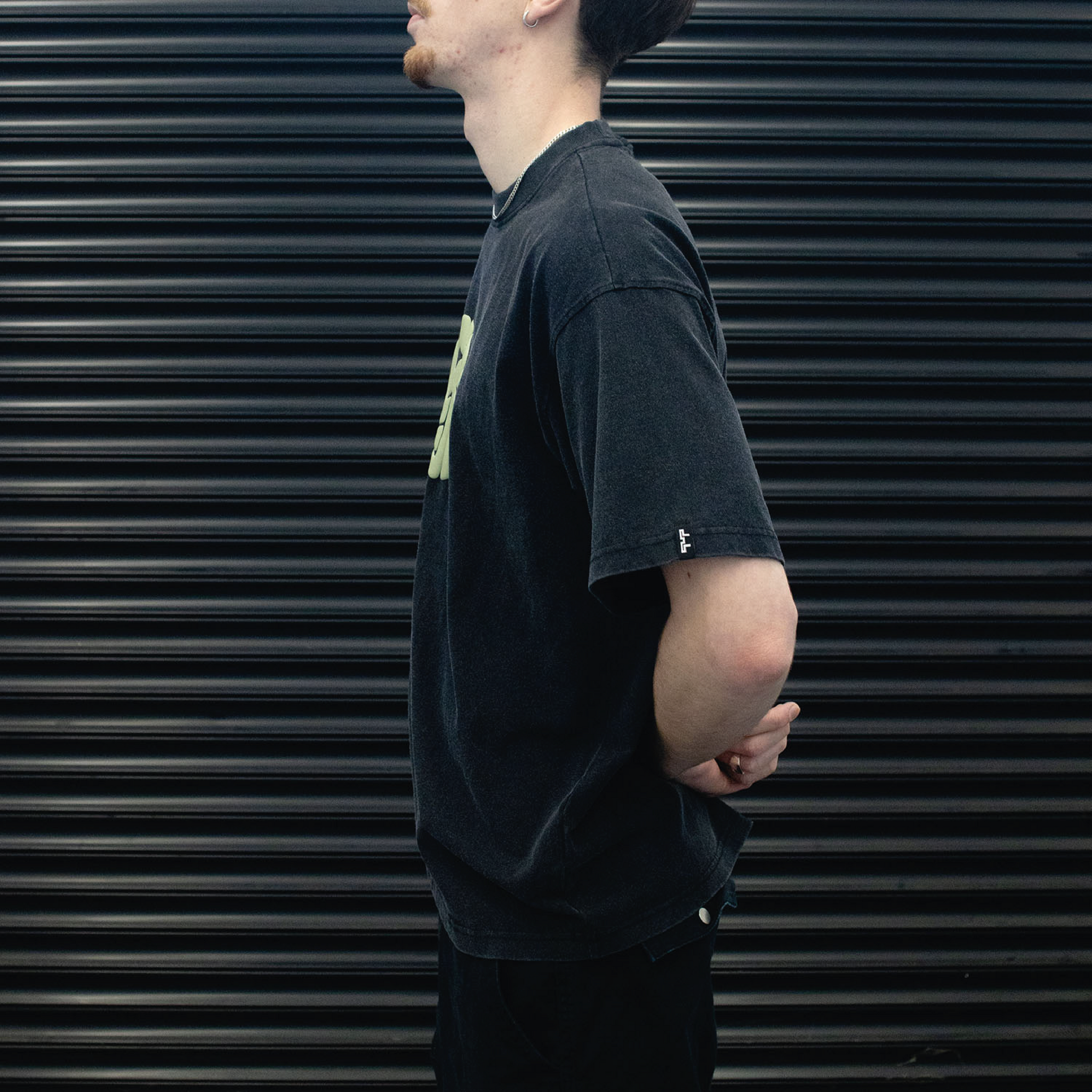 DNBA ROUNDED TEE - BLACK